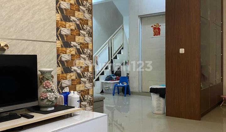 Rumah Cantik 2 Lantai, Minimalis Modern Lt 150 di Taman Sari. Harga Terjangkau. 2