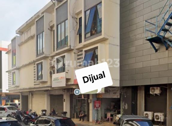 Strategic Shophouse in Megamas Manado, Land Area 46 Sq M, Floors 3 and 5, Well-Maintained Shophouse Condition, Commercial Area, Suitable for Any Type of Business. Strategic Shophouse in Megamas Manado, Land Area 46 Sq M, Floors 3 and 5, Well-Maintained Shophouse Condition, Commercial Area, Suitable for Any Type of Business.