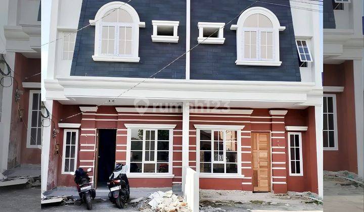 Rumah Baru Model American Classic 2.5 Tingkat  2