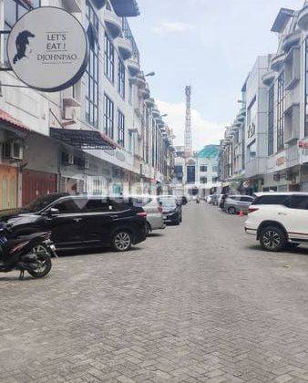 Ruko Di Kompleks Multatuli 
medan  2