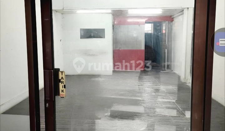 Ruko Palangka Raya Street, Medan Business Area Center