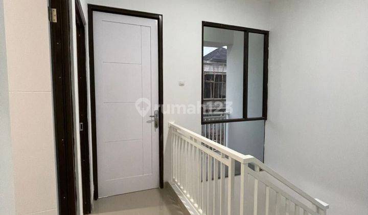 Rumah 2 Lantai Di Bekasi Mewah Harga Terjangkau  2