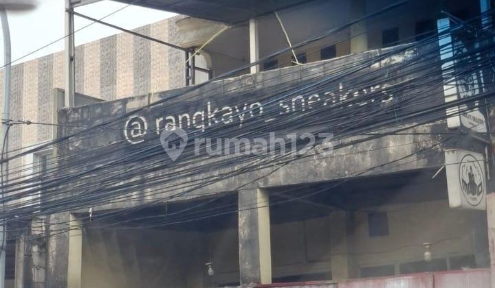 Warehouse for sale in Karang Tengah Ciledug area, Tangerang City. Warehouse for sale in Karang Tengah Ciledug area, Tangerang City.