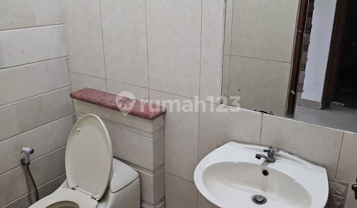 For Sale, Move-in Ready House in Lippo Karawaci Housing Complex 2