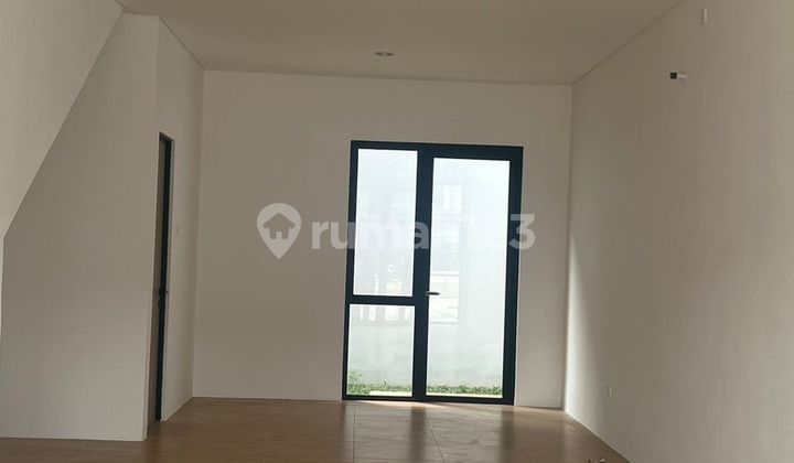 For Rent: Shop House in Park Serpong, Bendara Prive Boulevard Legok 2