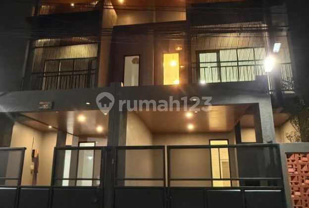 For Sale Ready-to-Occupy House Poris Indah Tangerang