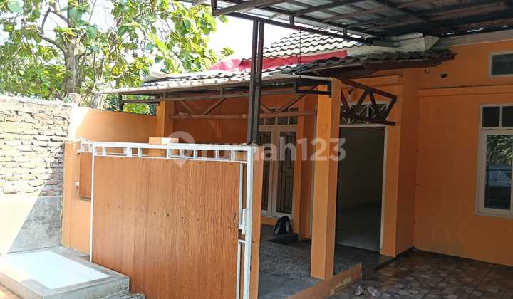 Dijual rumah siap huni cluster kenari Tangerang Dijual rumah siap huni cluster kenari Tangerang