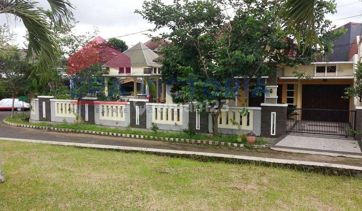 Rumah Hook Lahan Luas di Dieng, Malang 1