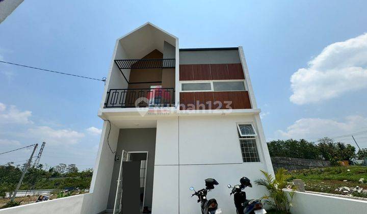 Rumah Modern Nordic Scandinavian Dengan Fasilitas Premium Terletak di Sekarpuro, Pakis, Malang. Lokasi Strategis Dekat Exit Tol Malang. 1