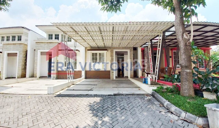 For Sale Ready-to-Occupy House in a Comfortable and Quiet Housing Complex 2