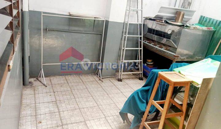 Rumah 2 Lantai Semi Furnished di Klojen, Malang 2