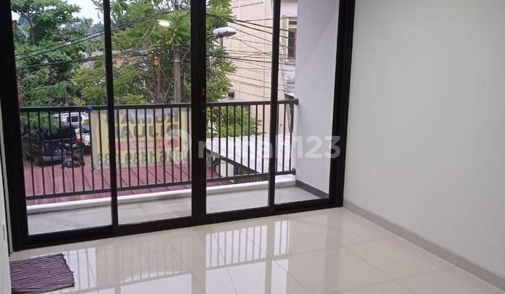 Dijual Rumah di Grand Paradiso, Bsd, Tangerang 2