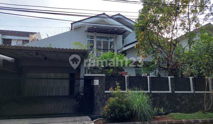 Dijual Rumah Asri di Bintaro Jaya Sektor 6
