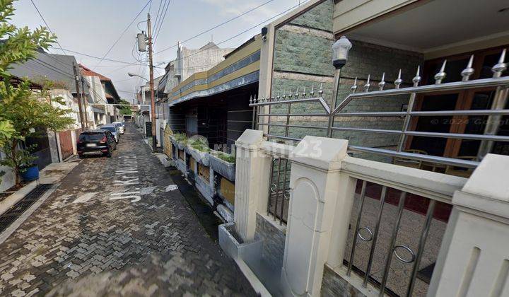 Dijual Murah Rumah 2 Lantai di Jalan Karangwulan Barat Iv 2