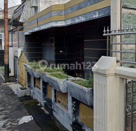 Dijual Murah Rumah 2 Lantai di Jalan Karangwulan Barat Iv 2