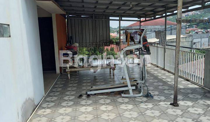 RUMAH LANTAI 3 PINGGIR JALAN RAYA 1
