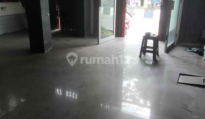 4-Story Shop House in the City Center 2