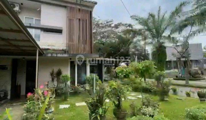 Rumah 2 Lantai Strategis Tengah Kota 1