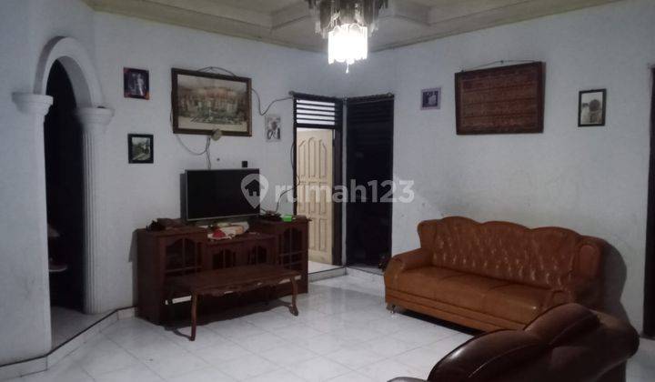 Rumah Di Jalan Utama Kota Jambi 2