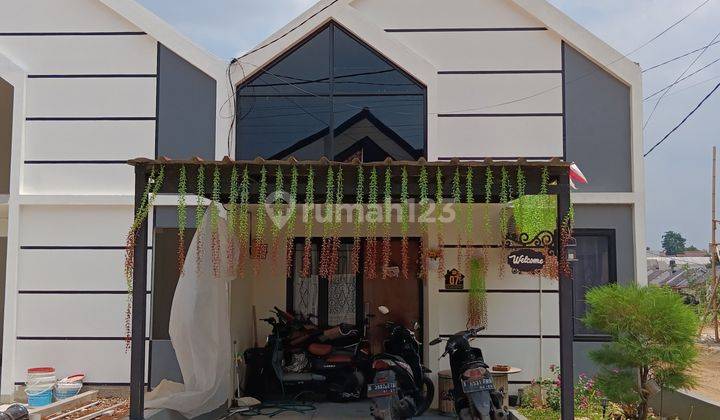 Rumah 1 Lantai Setengah Di Kota Depok , 5 Menit Ke Stasiun Depok 2