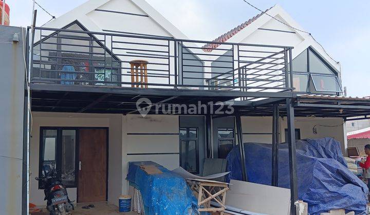 Rumah Mezzanine Terlaris Di Depok , 5 Menit Ke Stasiun Depok 2