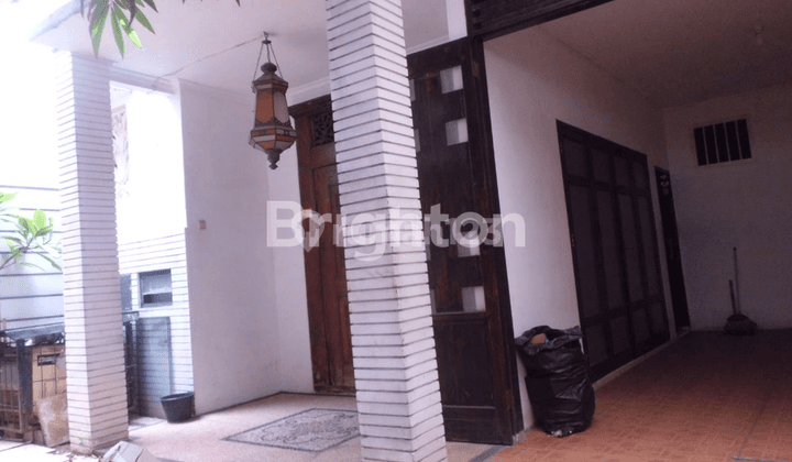 Rumah Di Kebayoran Lama LB 250 M2 LT 146 M2 1