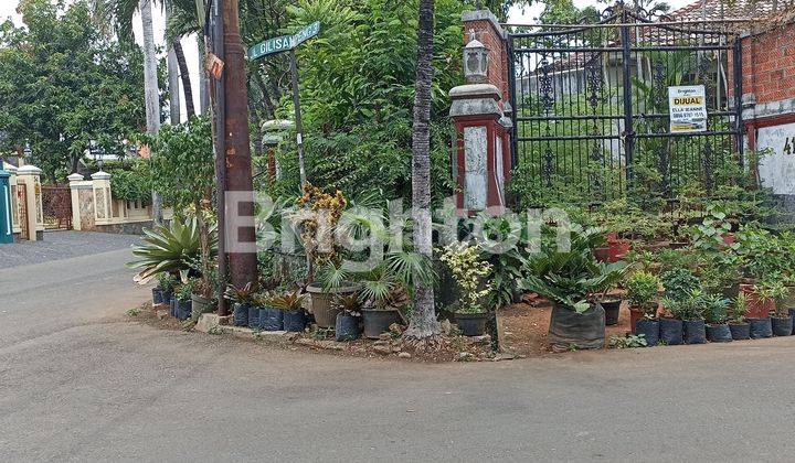 RUMAH HOOK  TUA HITUNG TANAH  KEBON JERUK JAKBAR 2