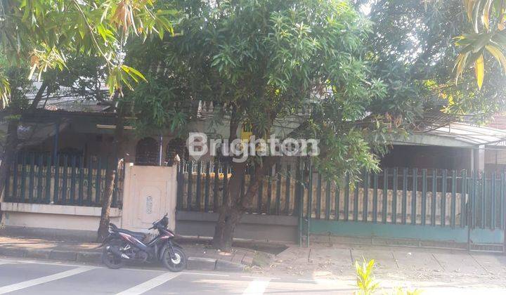 RUMAH TUA DURI KEPA KEBON JERUK RAYA HITUNG TANAH 1