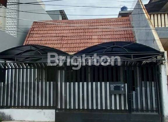 RUMAH KEBON JERUK BARU 1
