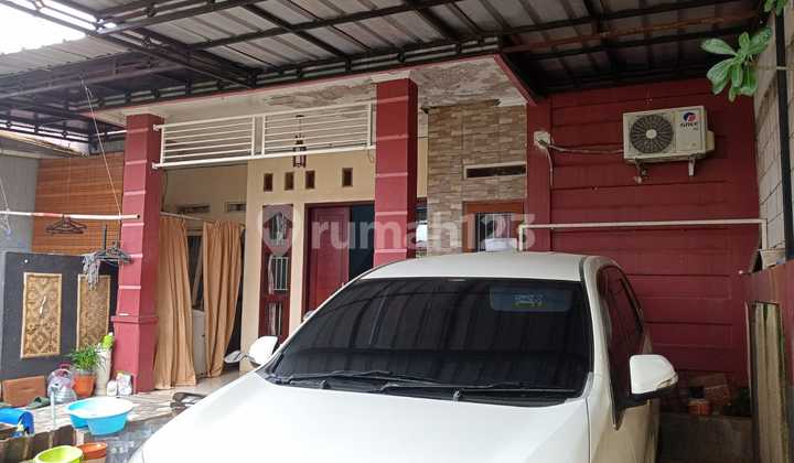 Spacious Well-Maintained 1.5-Storey House Setu Babakan Jagakarsa 2