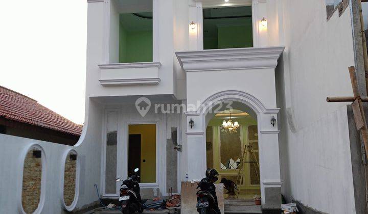 Dijual Rumah Mewah Classic Lt103m² Jalan Jagakarsa Shm 1