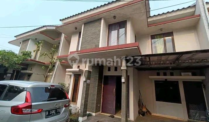 For Sale 2-Story House 136m² Near Ragunan and Jagakarsa Regional Hospital