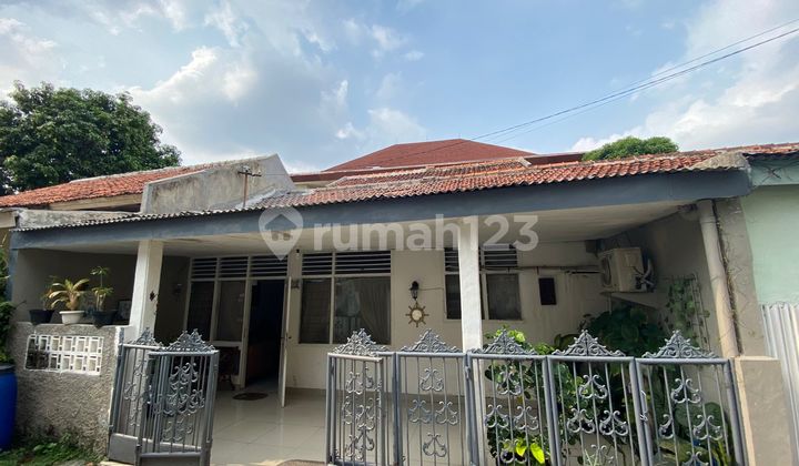 Rumah Dlm Komplek Pertanian Strategis Pasar Minggu Shm