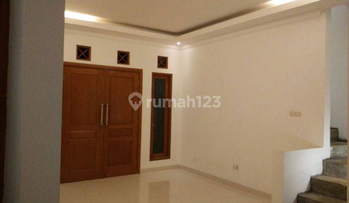 Dijual Rumah Bagus Luas 150m² Strategiz Poltangan Pejaten Shm 2