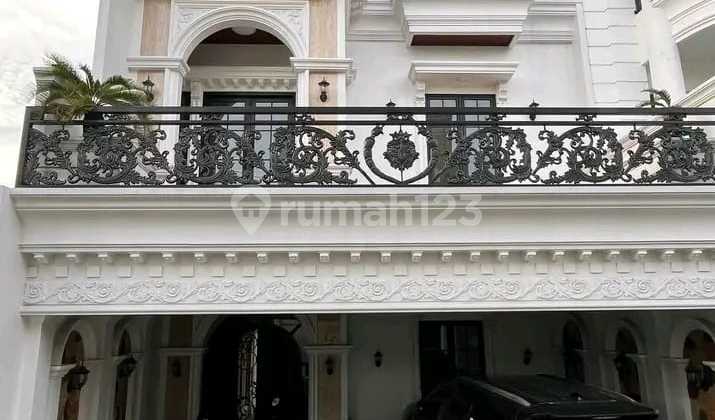 Rumah Mewah Dilingkungan Artis Dan Pejabat Dkt Ragunan Cilandak