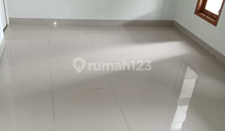 Rumah Cantik Siap Huni Rapi Lingkungan Nyaman Kampung Kandang 2