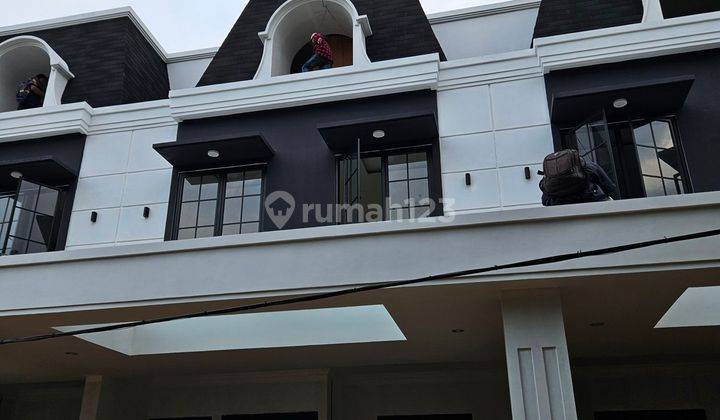 Dijual Rumah Mewah Dlm Komplek Elit View Taman Kota Pasar Minggu 2