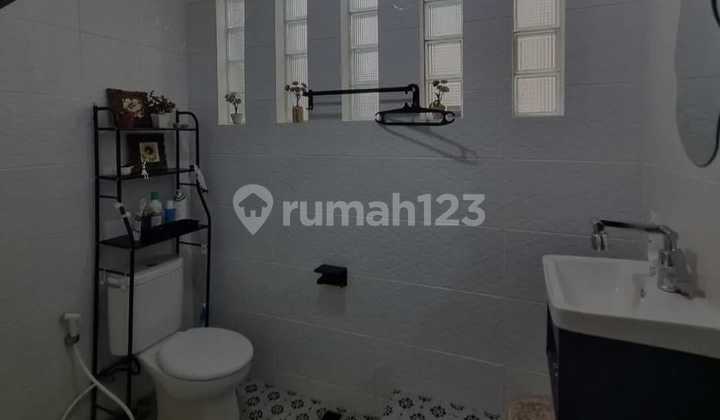 Rumah Mewah Terawat Strategis Dkt Halte Busway Ragunan SHM 2