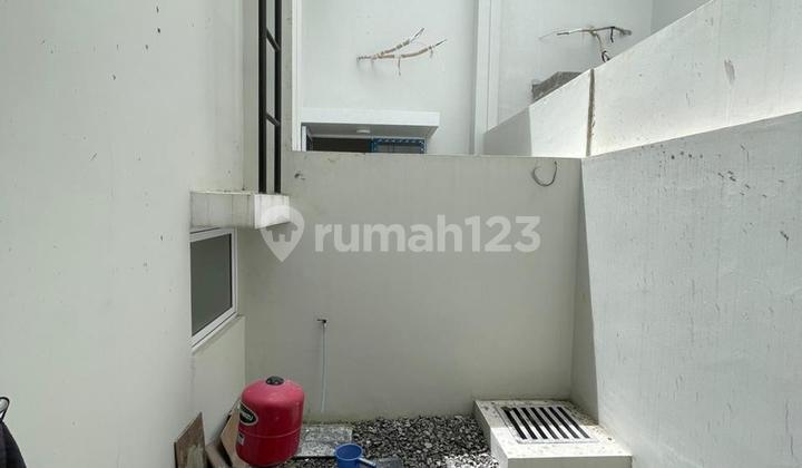 Rumah Dalam Perumahan Dkt U I N Ciputat M R T Lebak Bulus 2