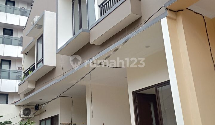 Dijual Rumah Ready 2 Lantai 3 Kamar Tidur Jl. Joe Jagakarsa Kpr