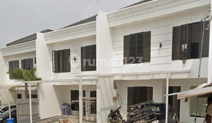 Rumah Siap Huni Luas 84 Fasum Kolam Renang Lebak Bulus Cilandak