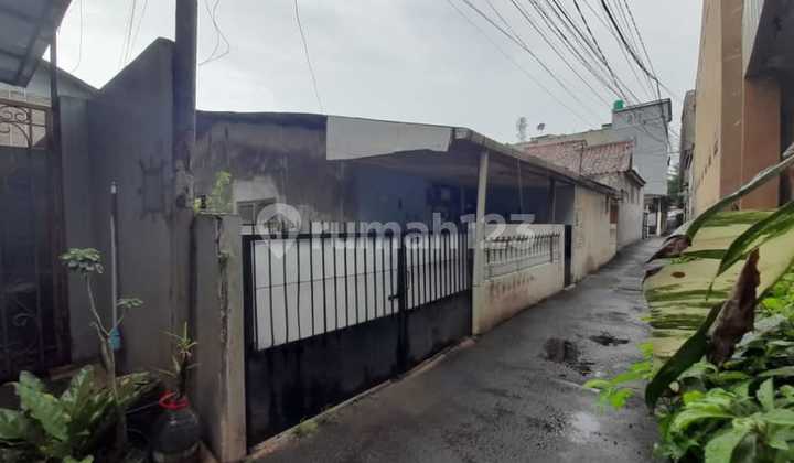 Rumah Strategis Hitung Tanah Dlm Komplek Belakang D Mall Depok