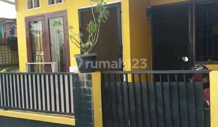 1-Story Ready-to-Occupy House with Motorcycle Access Near Casamora Jagakarsa