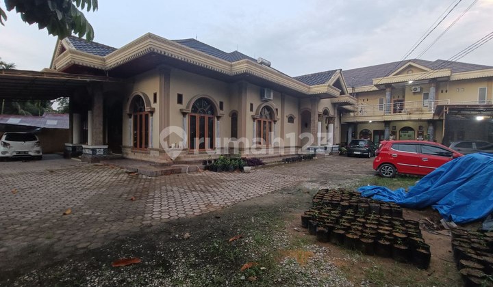 Gold Investment: 2 Houses + 22 Rental Rooms + 2 Shophouses on Diponegoro