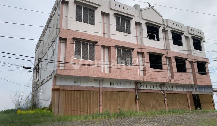 Strategic Premium 5-Unit Ruko on Sm Amin Pekanbaru