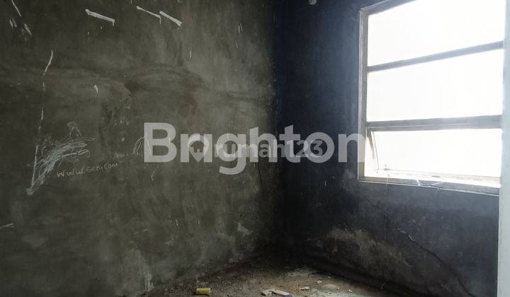 RUMAH BUTUH RENOVASI, HARGA MURAH 2