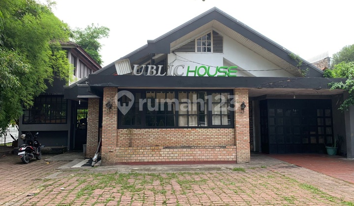 2-Storey Luxury House Next to Diponegoro Street, Pekanbaru City Center