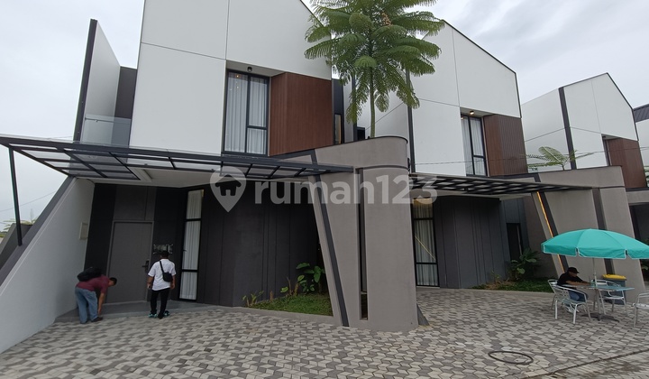 Rumah Mewah 2 Lantai Di Cluster Eksklusif Rumbai Rumah Mewah 2 Lantai Di Cluster Eksklusif Rumbai