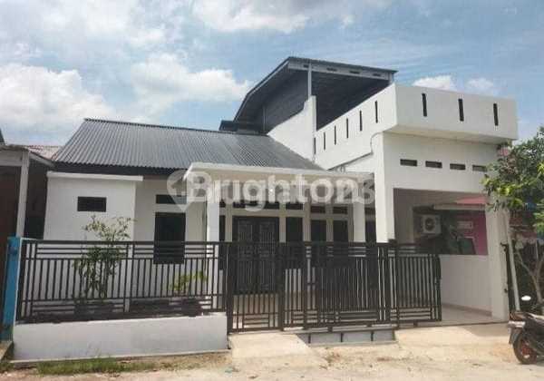 Rumah Cantik Minimalis + Rooftop, Kt2
