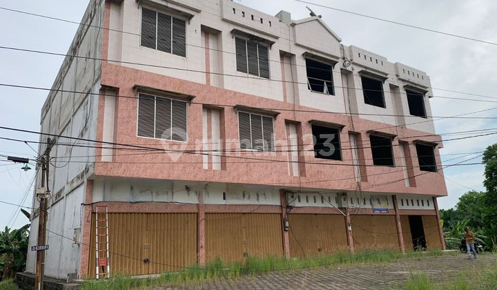 Ruko 5 Unit Premium Strategis Di Sm Amin Pekanbaru Ruko 5 Unit Premium Strategis Di Sm Amin Pekanbaru